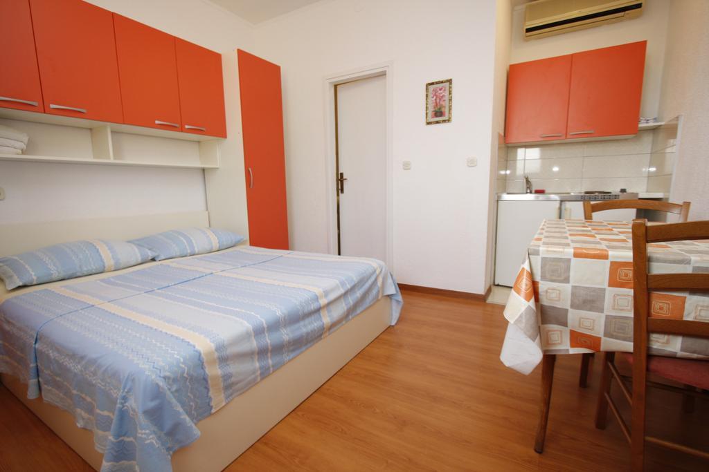 Apartments Lidus Makarska Room photo