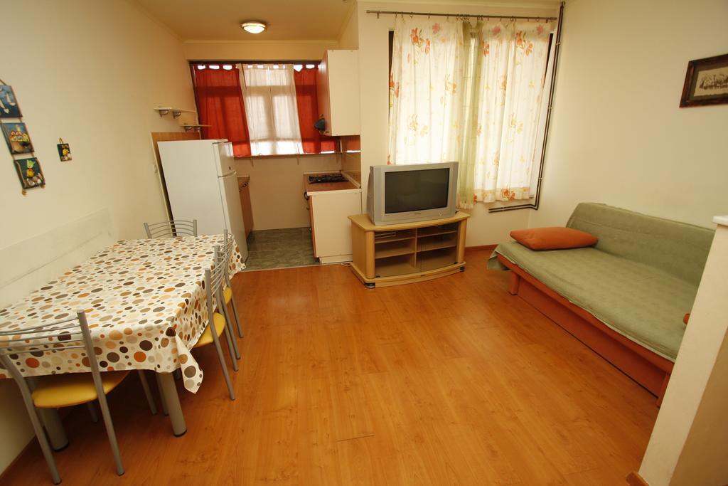 Apartments Lidus Makarska Room photo